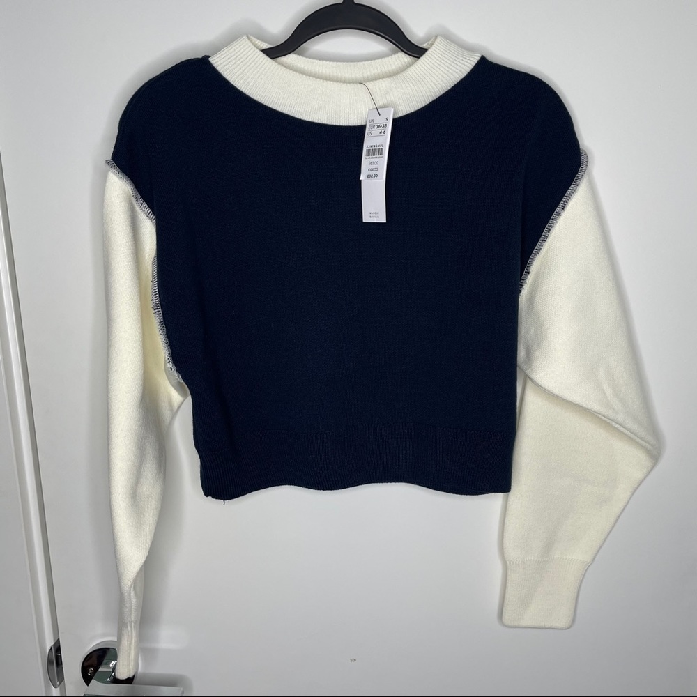 NWT colour block semi cropped sweater